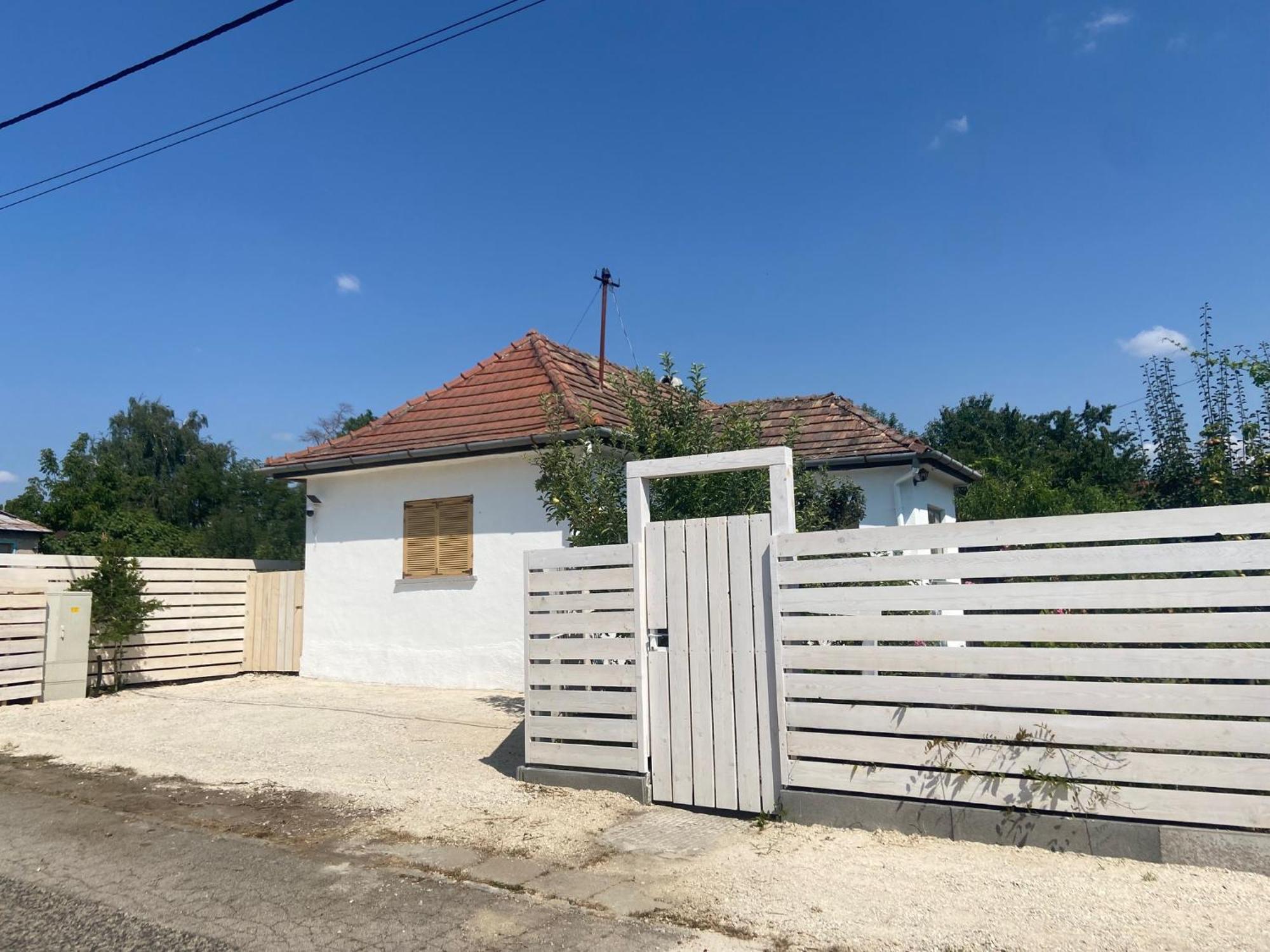Banhiday J70 House